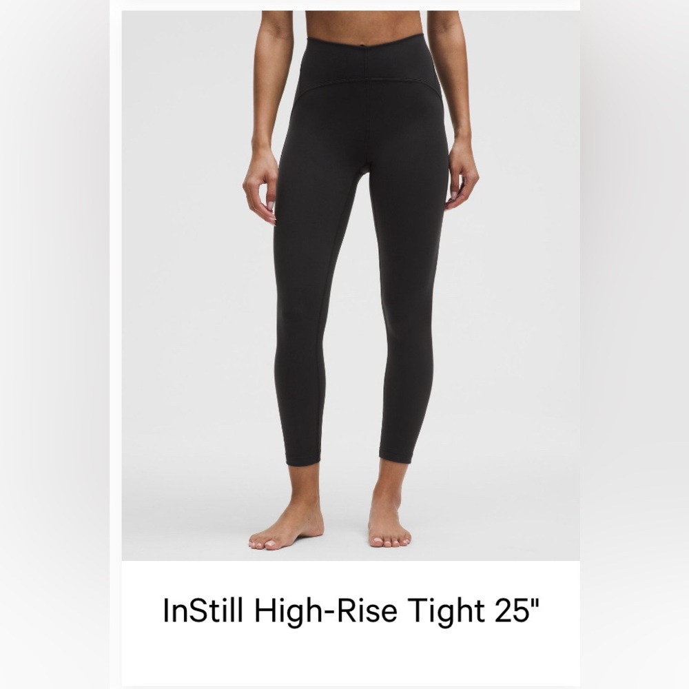 Lululemon Athletica Black Leggings with High-Waisted Fit